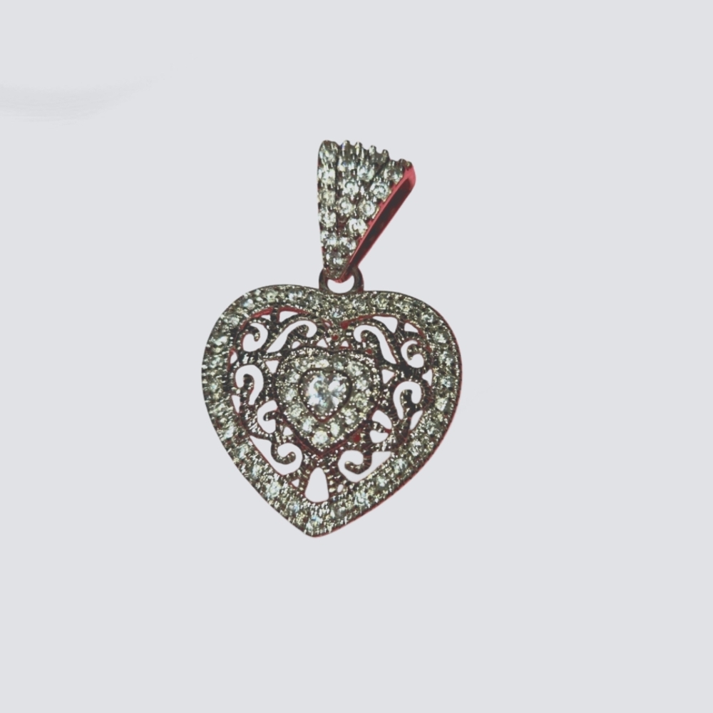 NEW 925 Sterling Silver See Thru Heart Pendant with Intricate Design - Picture 3 of 3